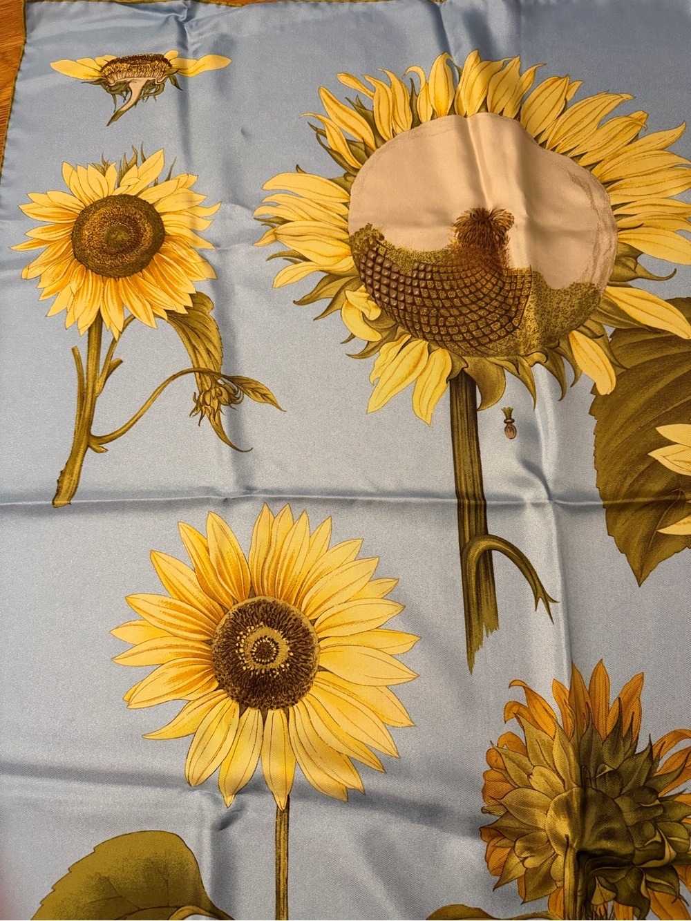 Authentic Tiffany & Co Sunflower Print 100% Silk Scarf in Pastel Blue and Yellow - Picture 8 of 11